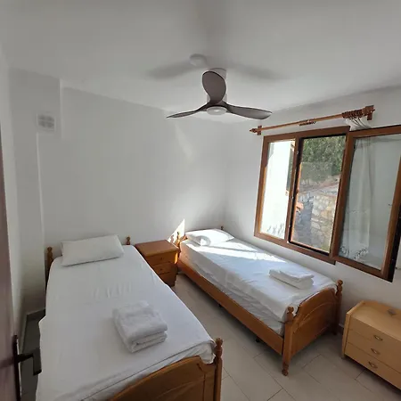 Sevinc Papatya House *